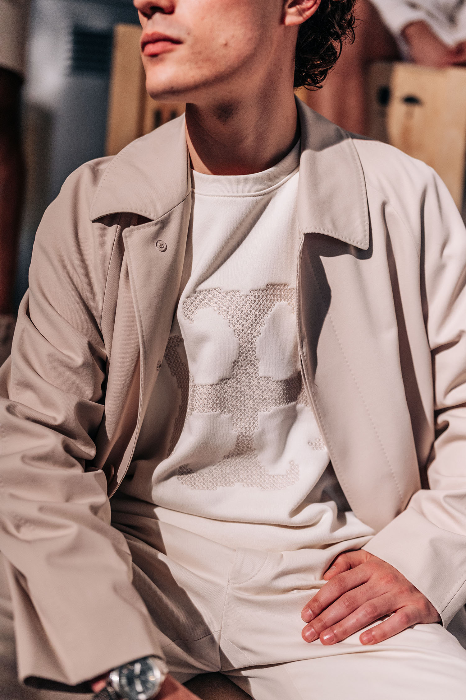 Sweatshirt